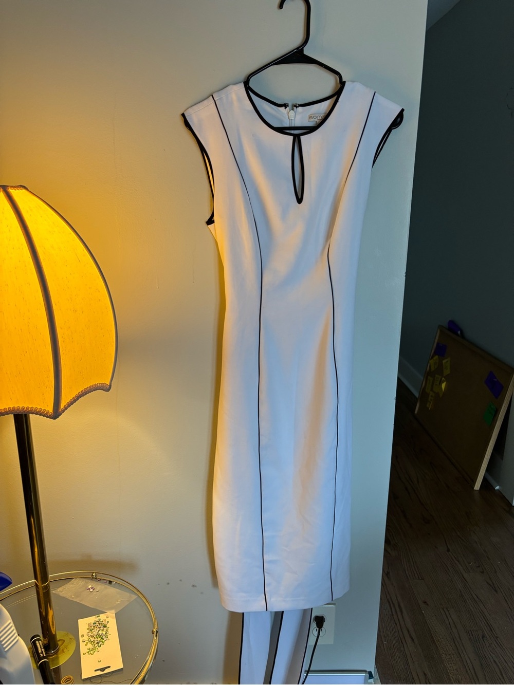 eva mendes for New York & Company White Sheath Dress with Black Piping